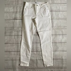 Celebrity Pink Mid Rise Cream Colored Skinny Jeans with Classic Denim Texture